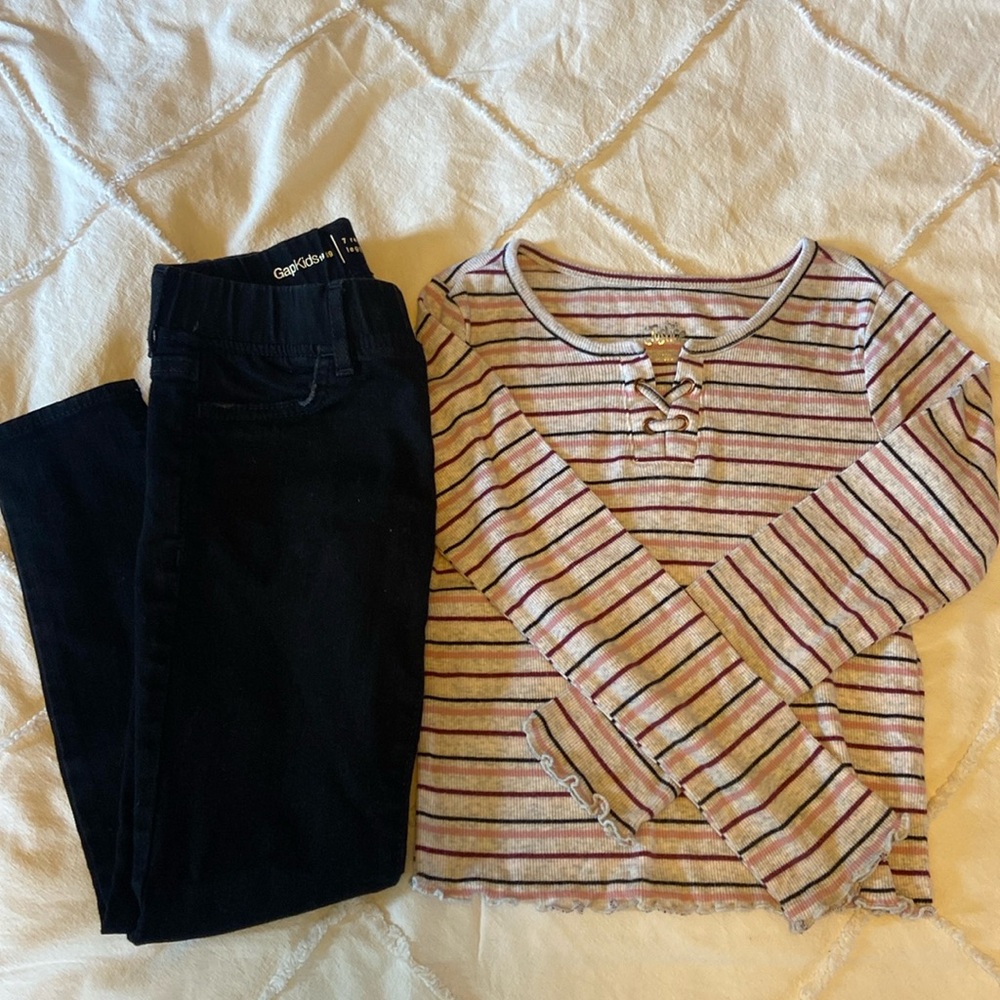 Girls outfit, size 7 Gap jeggings and Justice striped shirt